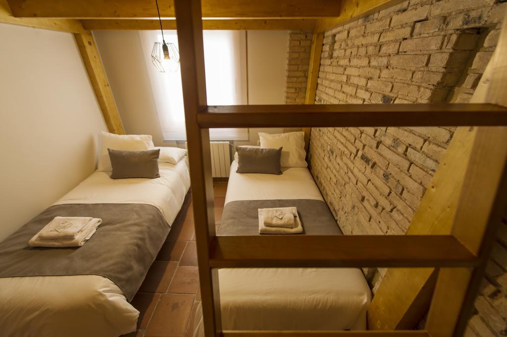 Sueca Apartment With Terrace Ruzafa Mid-Term Valencia Exterior foto